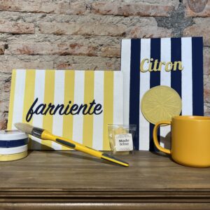 Lettres "Farniente" en bois