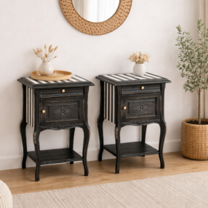 Paire de chevets relookés